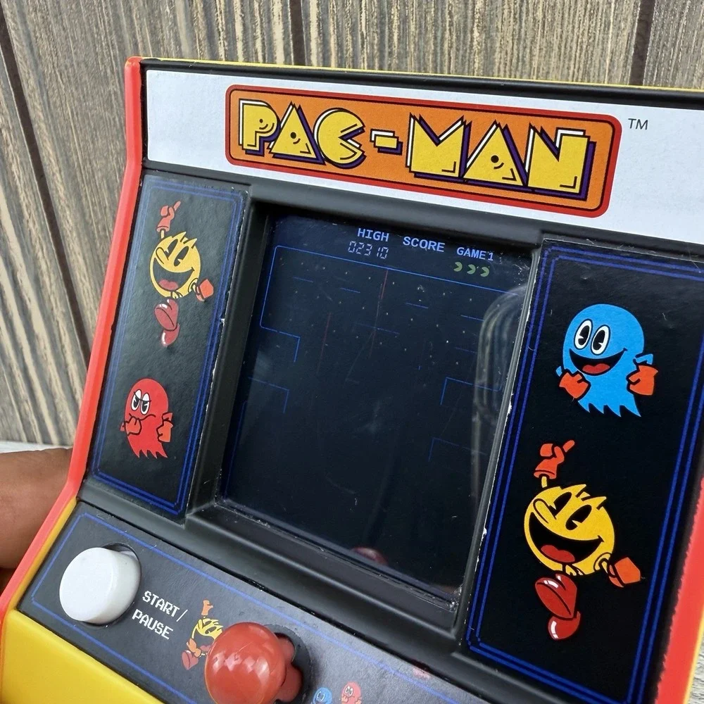 Pac-Man Retro Mini Arcade Handheld Video Game Classic 09530 Tested Working